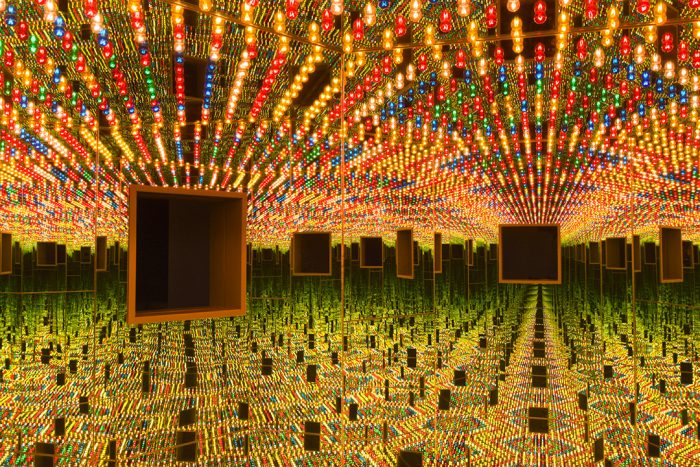 Infinity Mirrored Room–Love Forever, 1966/94.